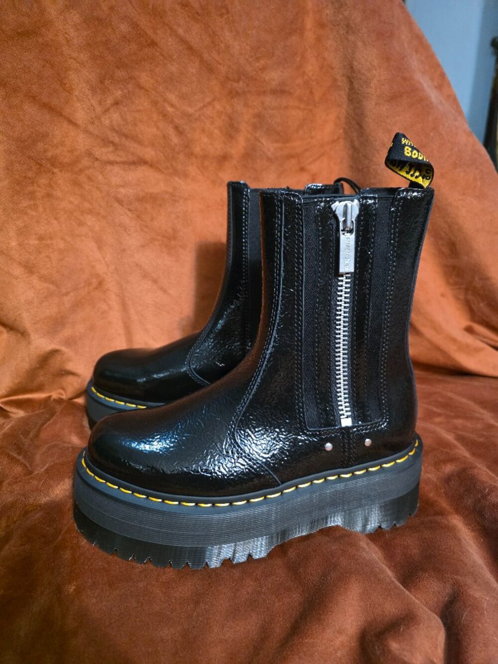 Dr. Martens 2976 Max Distressed Patent Chelsea Boots